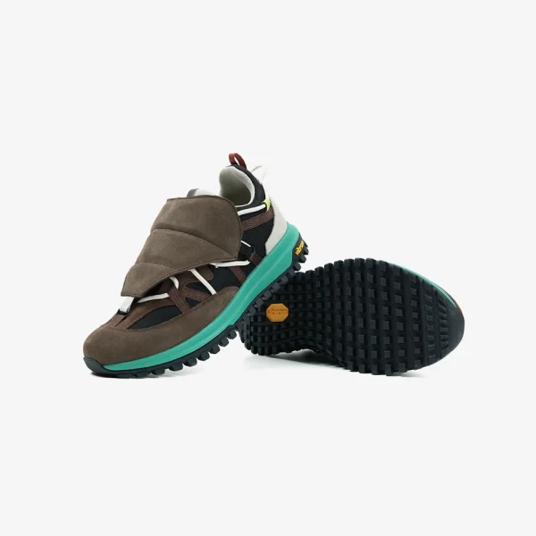 XA-01 Cowrace Brown